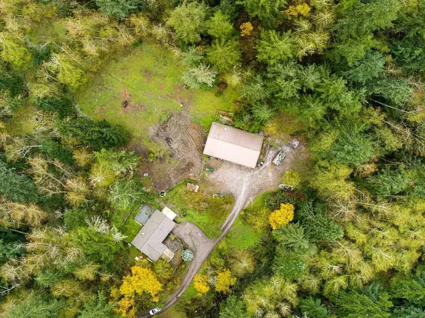 2350 Reservation Rd, Oak Harbor, WA 98277
