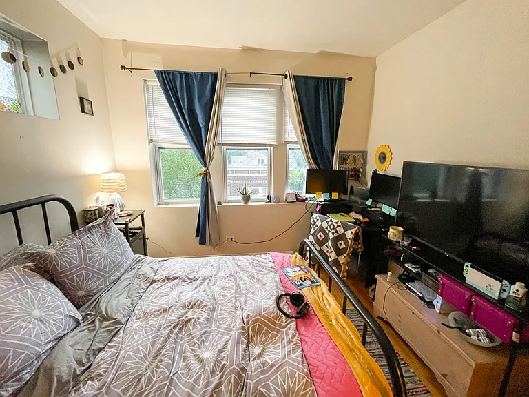 3001 N Spaulding Ave — Photo 6