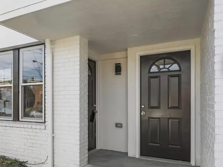 211 Webster St NE #1 — Photo 10