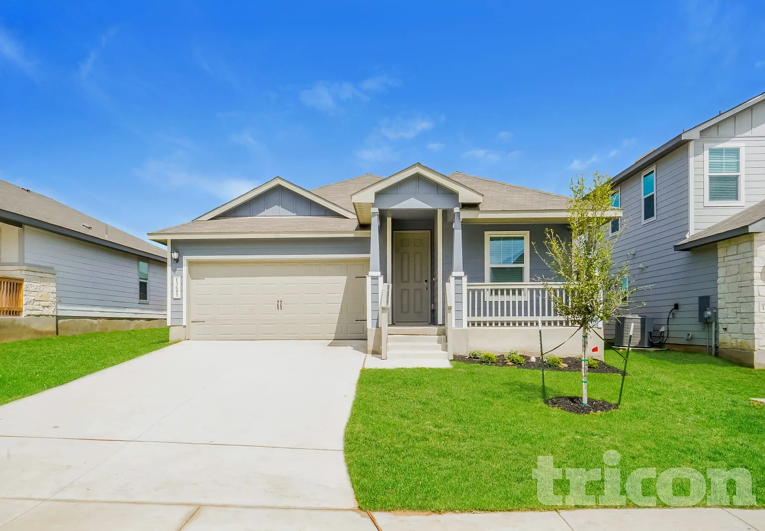 13685 Paxton Boulevard St. Hedwig TX — Photo 1