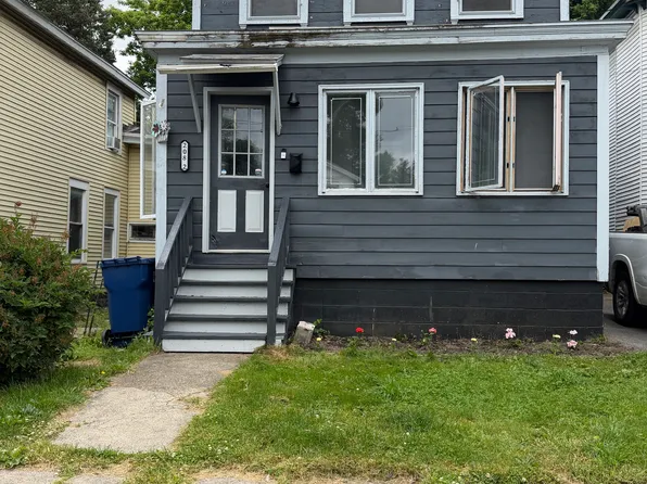 208 Beecher St, Syracuse, NY 13203