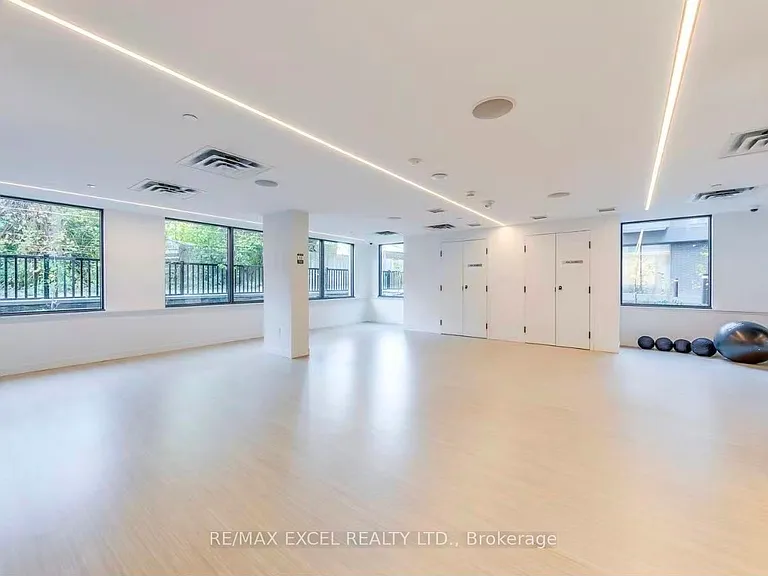 500 Wilson Ave #109 — Photo 27