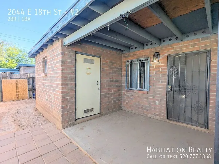 2044 E 18th St #2 — Photo 13
