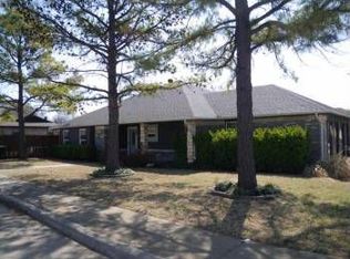 717 Ranchoak Dr, Yukon, OK 73099