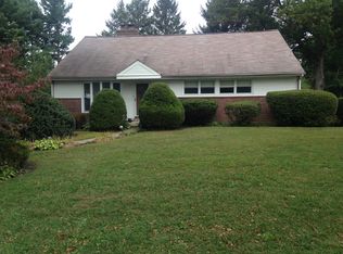 681 Paddock Rd, Havertown, PA 19083