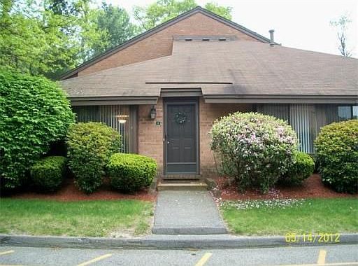 1st image of 4 Cherrywood Dr