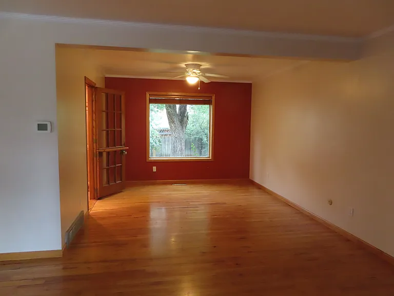 870 Waite Dr — Photo 11