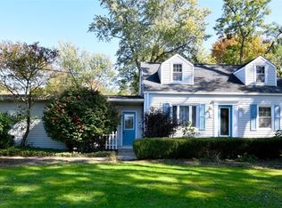 7081 Som Center Rd, Solon, OH 44139