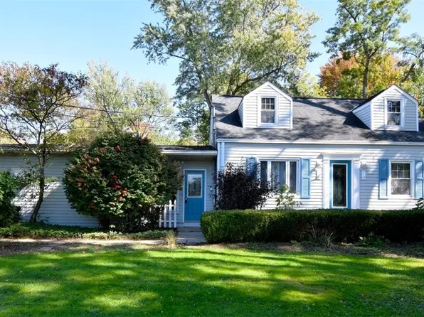 7081 Som Center Rd, Solon, OH 44139