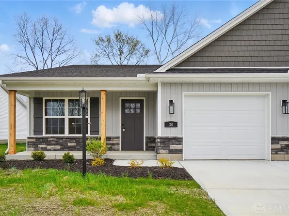 30 Timber Creek Dr, Carlisle, OH 45005