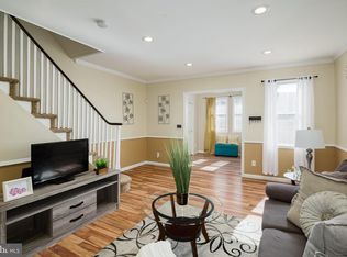 6724 N Smedley St, Philadelphia, PA 19126