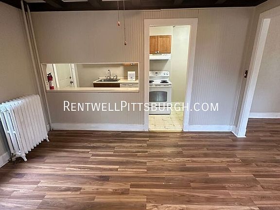 5th image of 109 N 5th St #109