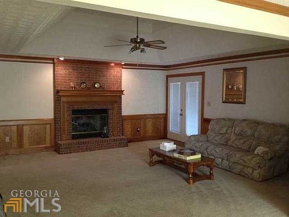 4th image of 1906 Freeport Ct