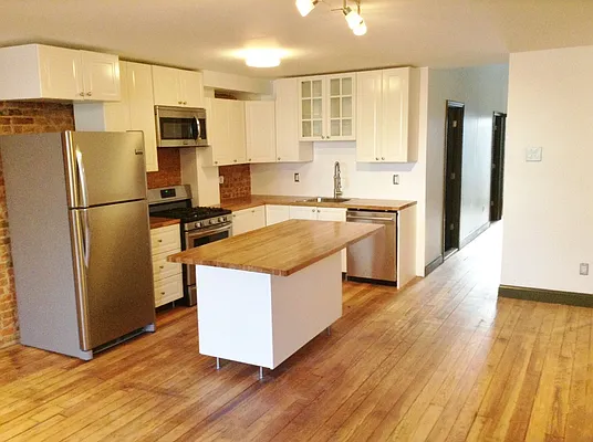 Rented by Spruce Property Group LLC | media 20