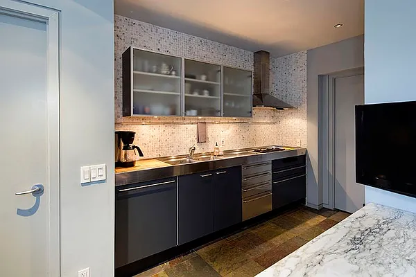 Rented by Brown Harris Stevens | media 4