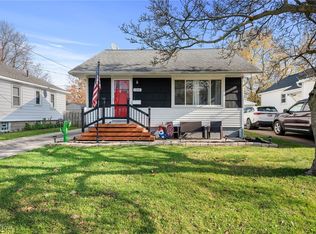 1333 Elmwood Rd, Mayfield Heights, OH