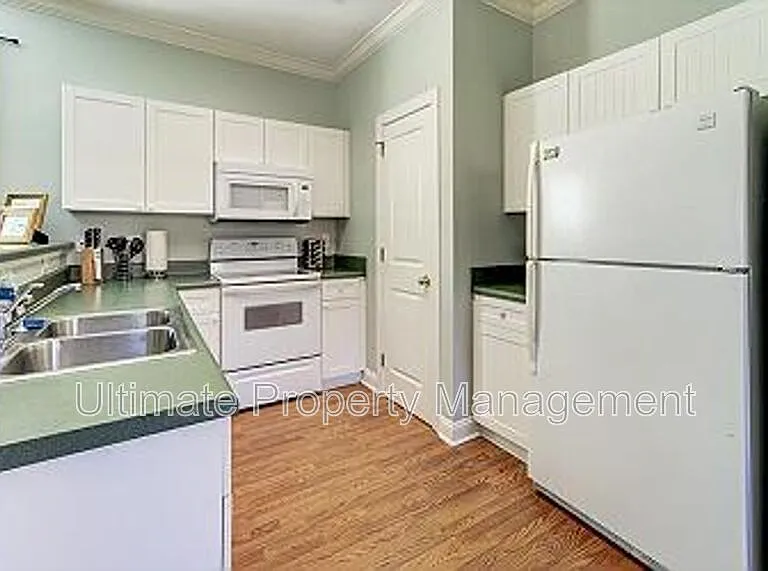 618 S 3rd St #2 — Photo 6