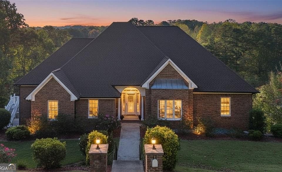 1st image of 55 Rocky Cir NE