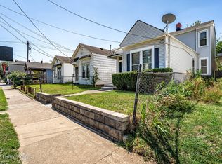992 Goss Ave, Louisville, KY 40217