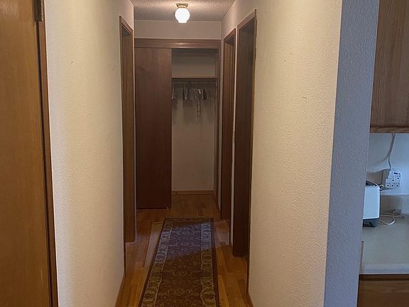 5th image of 707 21st St SE