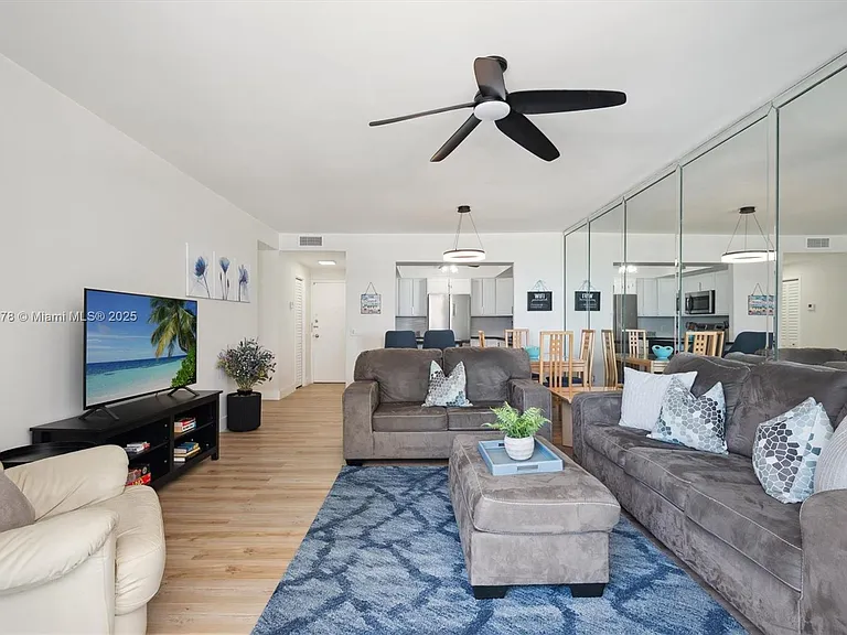 3505 S Ocean Dr #710 — Photo 6