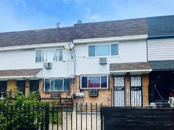 657 Evergreen, Brooklyn, NY 11207
