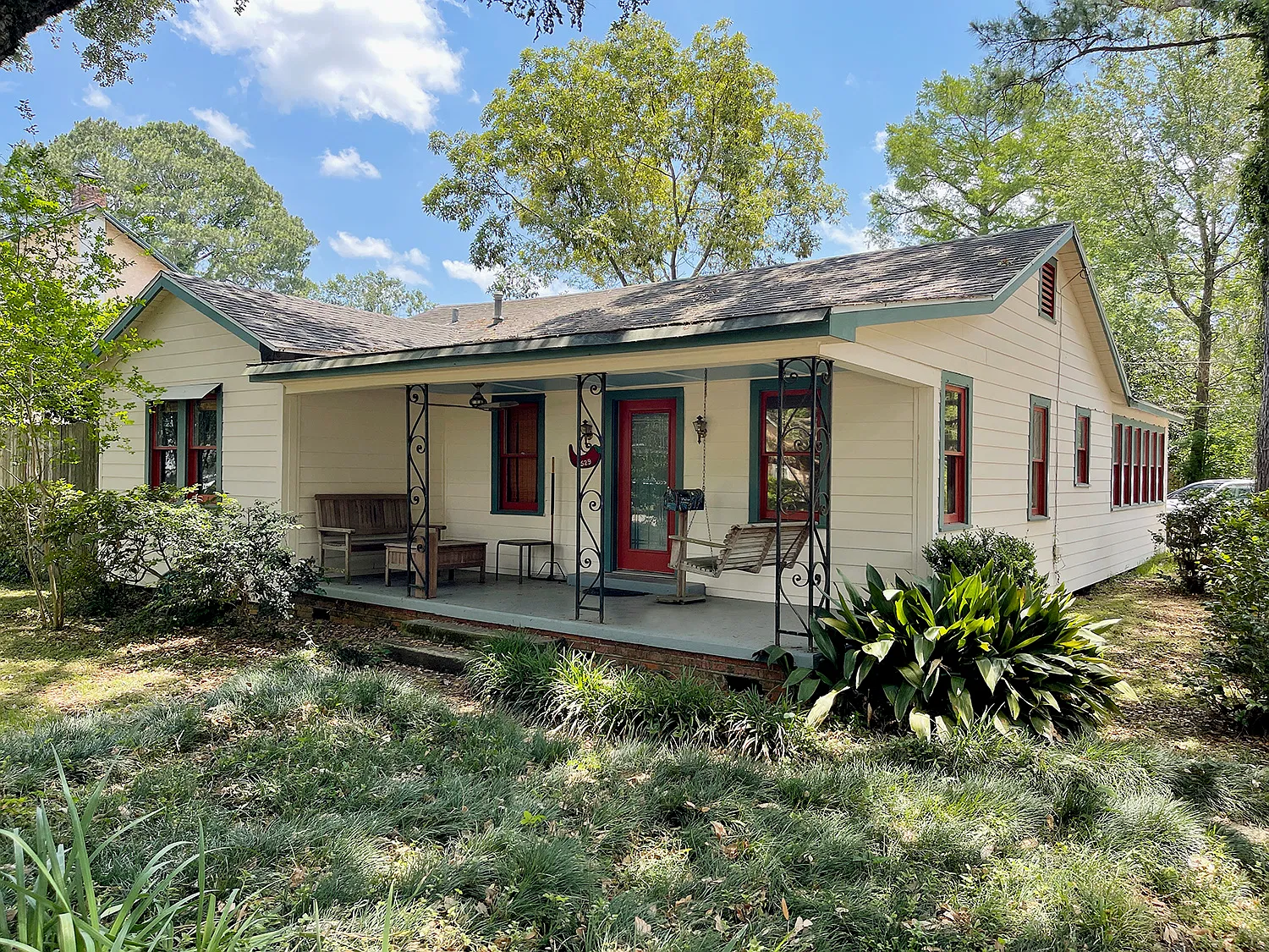 529 Wilson St — Photo 1