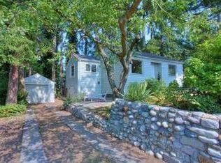 551 N 137th St, Seattle, WA 98133