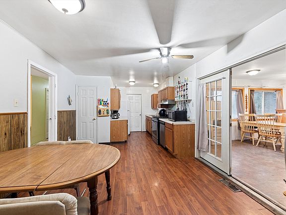 3rd image of 702-1 Fox River Rd