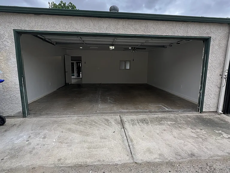 8328 Orange Blossom Ave — Photo 25