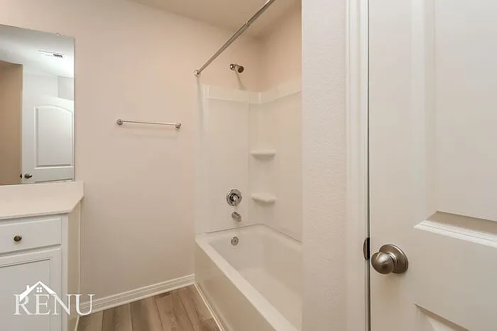 10446 Sweetwater Creek Dr — Photo 10