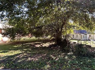510 Dakota St, Leavenworth, KS 66048