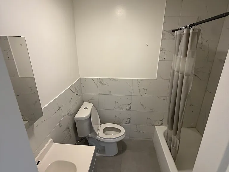 37 Richard Ln #3 — Photo 4