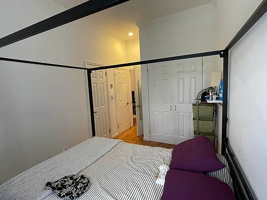 Rented by Eric Goodman Realty Corp | media 20