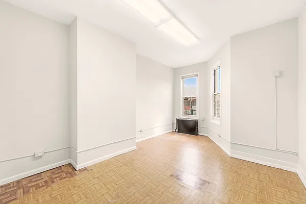 Rented by Compass | media 16