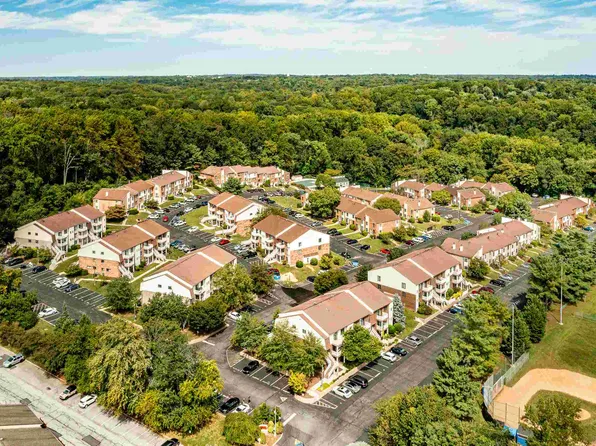 5200 Hilltop Dr, Brookhaven, PA