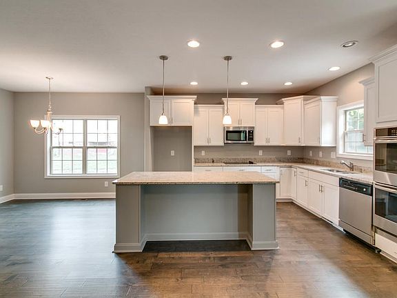 5th image of 136 Timberridge Dr