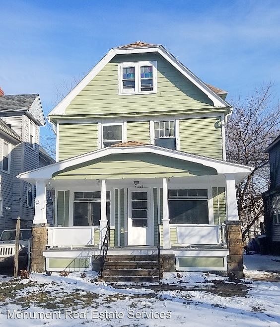 1st image of 3221 W 88th St
