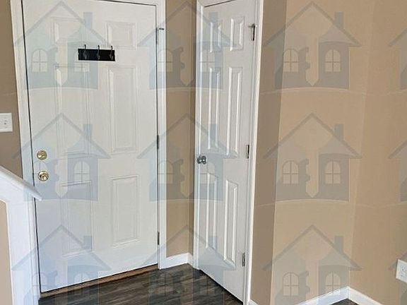 5th image of 250 Timber Hill Dr
