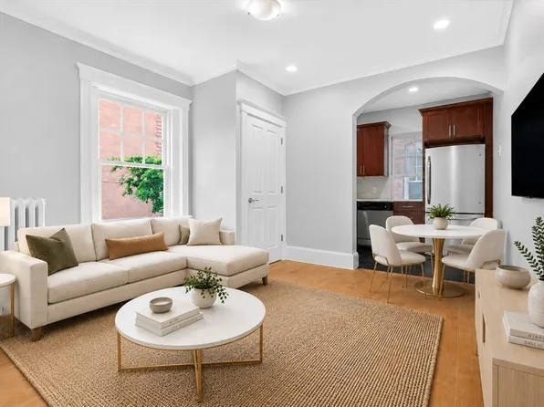 55 Magazine St APT 28, Cambridge, MA 02139
