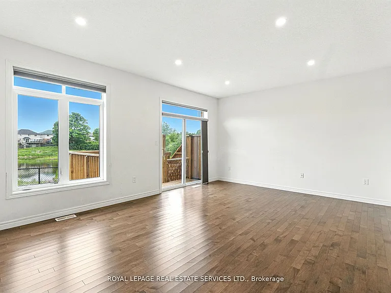 22 Marshall Dr #8 — Photo 16