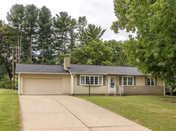 1572 Lynn Dr, Lancaster, OH 43130