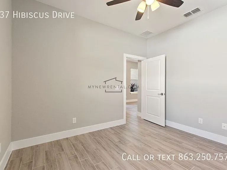 337 Hibiscus Dr — Photo 25