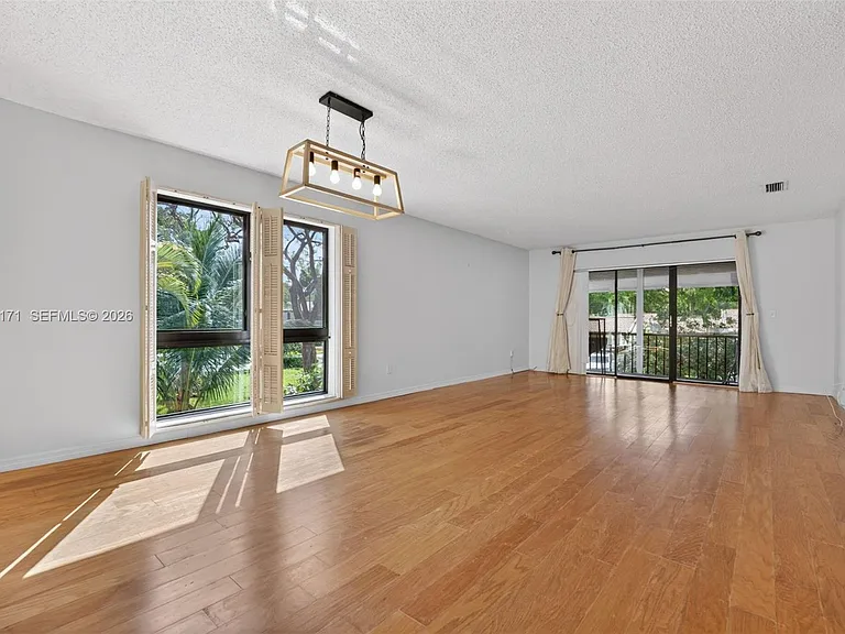 21810 Cypress Cir #26B — Photo 7