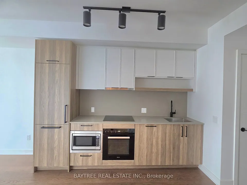 89 Montclair Ave #1515