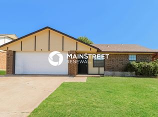 317 Robbin Cir, Noble, OK 73068