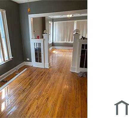 4th image of 6927 S Washtenaw Ave #1