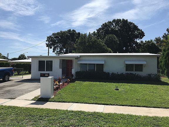 2nd image of 1836 42nd Ave