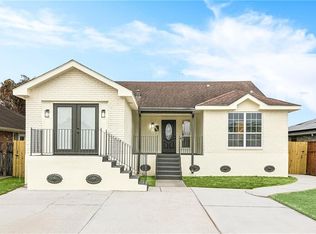 2032 Gladstone Dr, Marrero, LA 70072