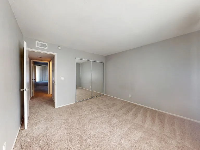Hidden Glen Apartments — Photo 20